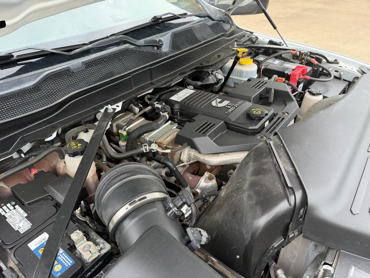 RAM 3500 Crew Cab 4WD DRW 2023