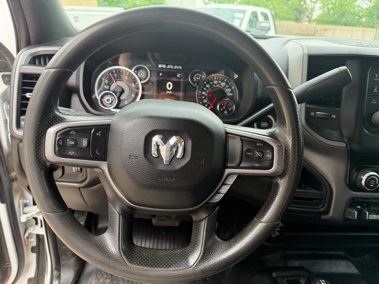 RAM 3500 Crew Cab 4WD DRW 2023