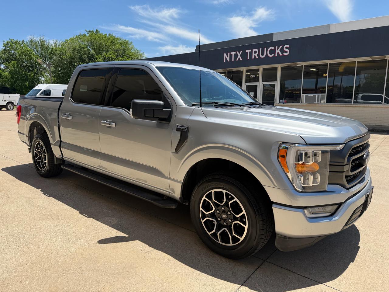Ford F-150 XLT Reg. Cab Short Bed 2WD 2023