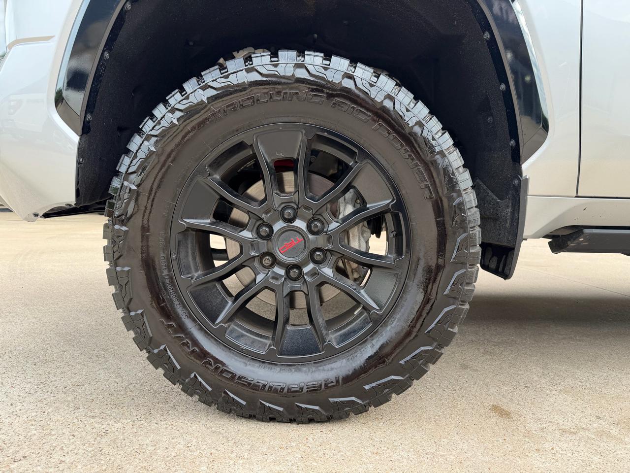 Toyota Tundra Limited CrewMax 4WD Long Bed 2024
