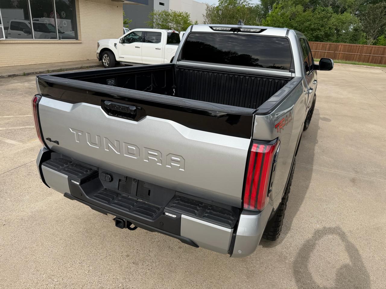 Toyota Tundra Limited CrewMax 4WD Long Bed 2024