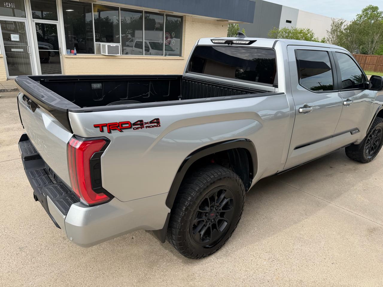 Toyota Tundra Limited CrewMax 4WD Long Bed 2024
