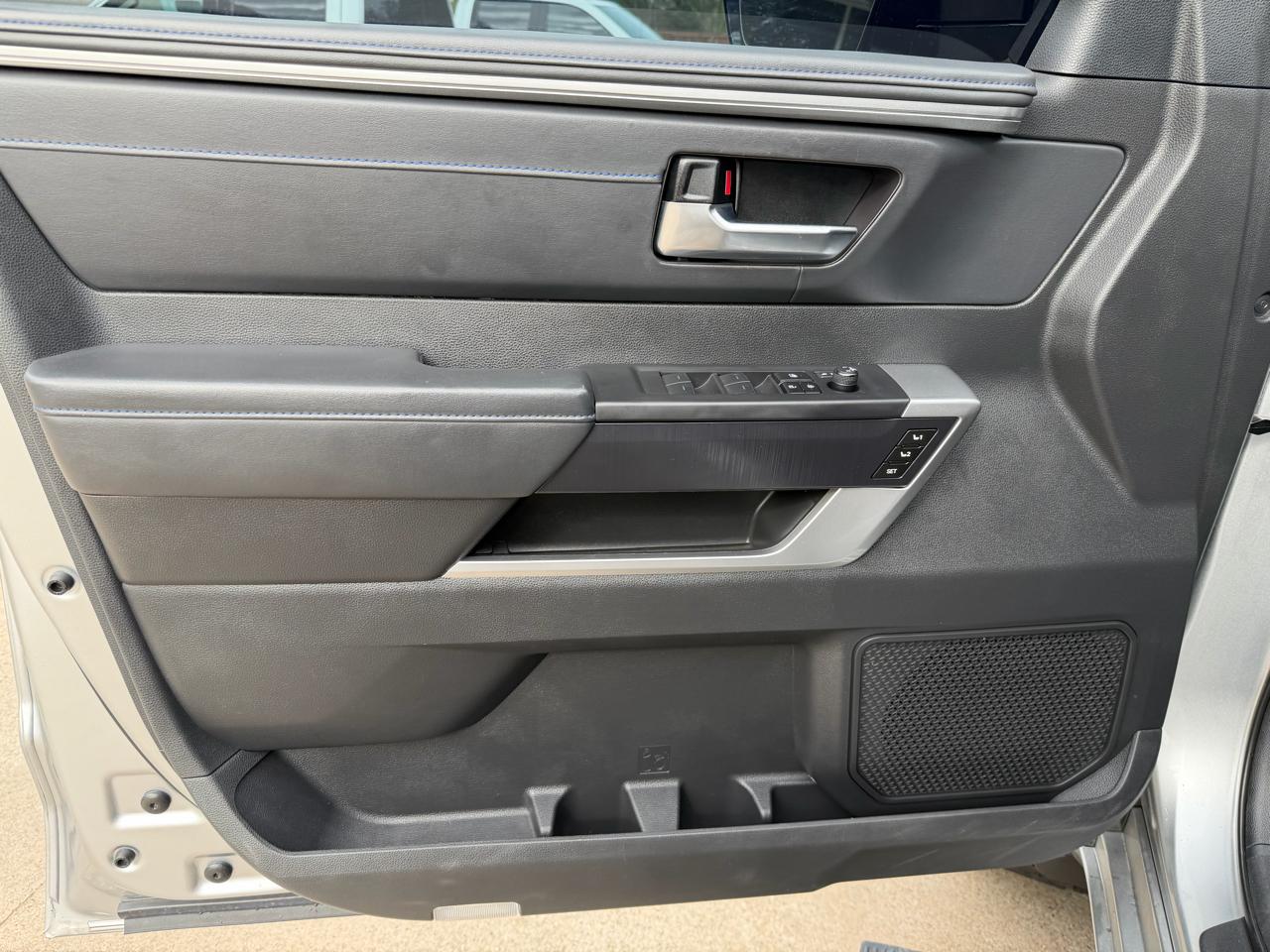 Toyota Tundra Limited CrewMax 4WD Long Bed 2024