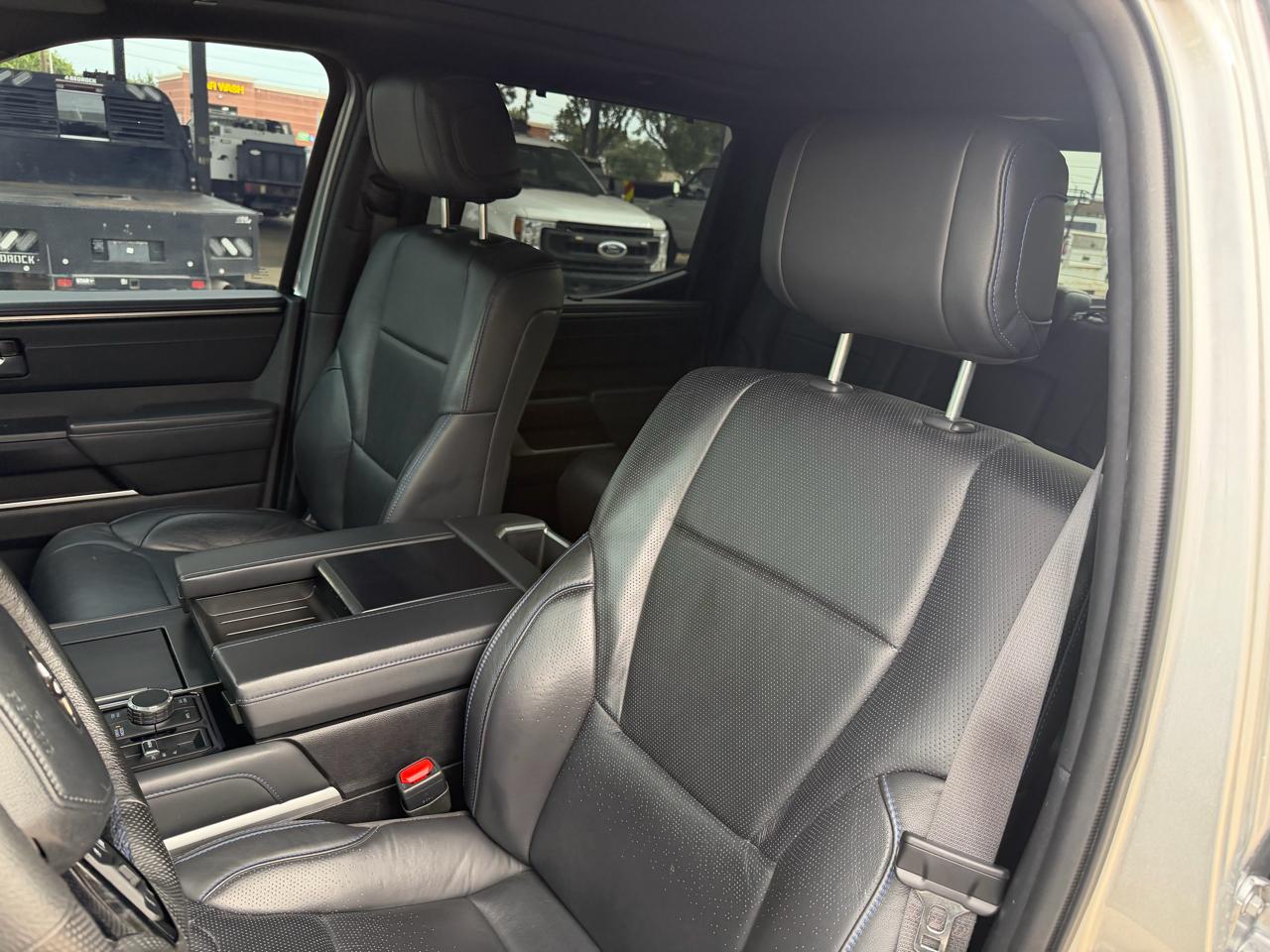 Toyota Tundra Limited CrewMax 4WD Long Bed 2024