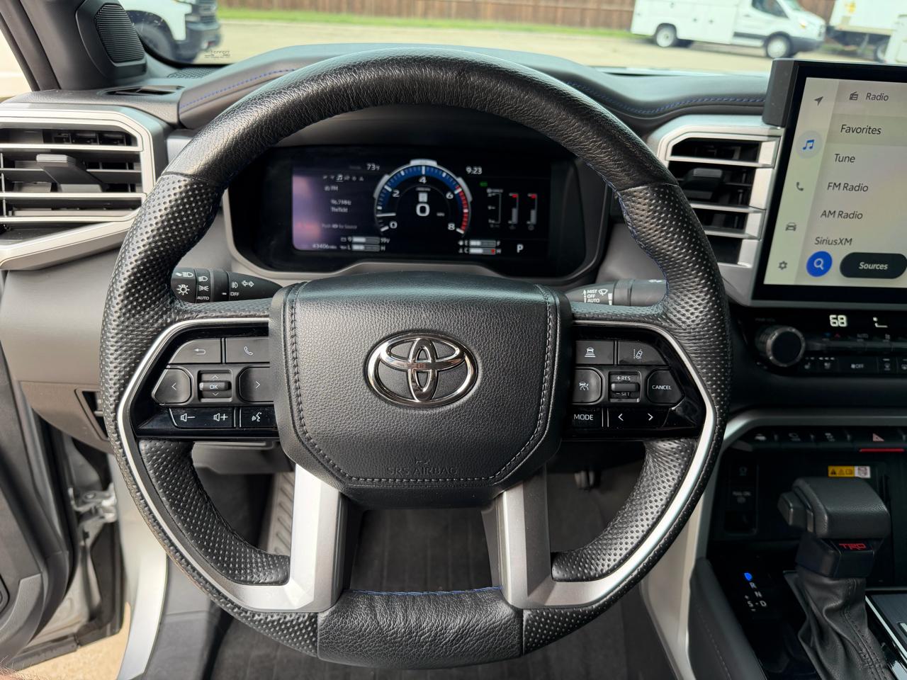 Toyota Tundra Limited CrewMax 4WD Long Bed 2024