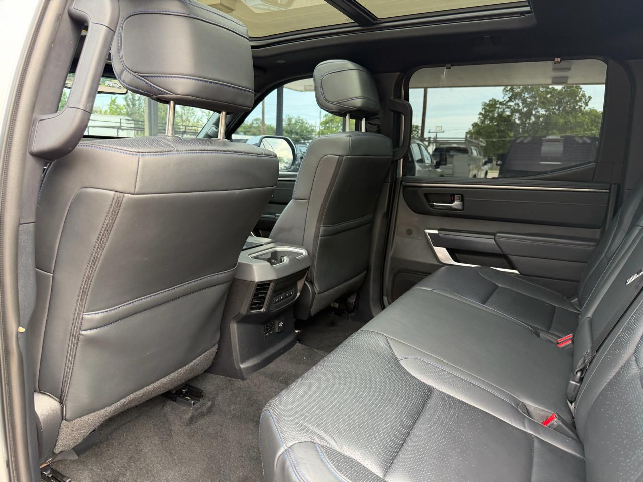 Toyota Tundra Limited CrewMax 4WD Long Bed 2024