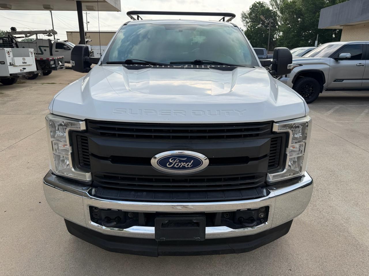 Ford F-250 SD XL Crew Cab LWB 4WD 2019