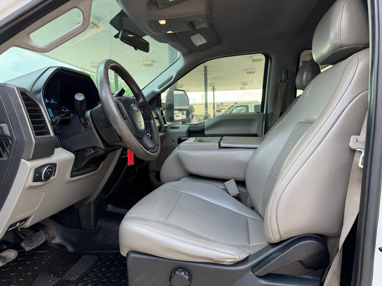 Ford F-250 SD XL Crew Cab LWB 4WD 2019