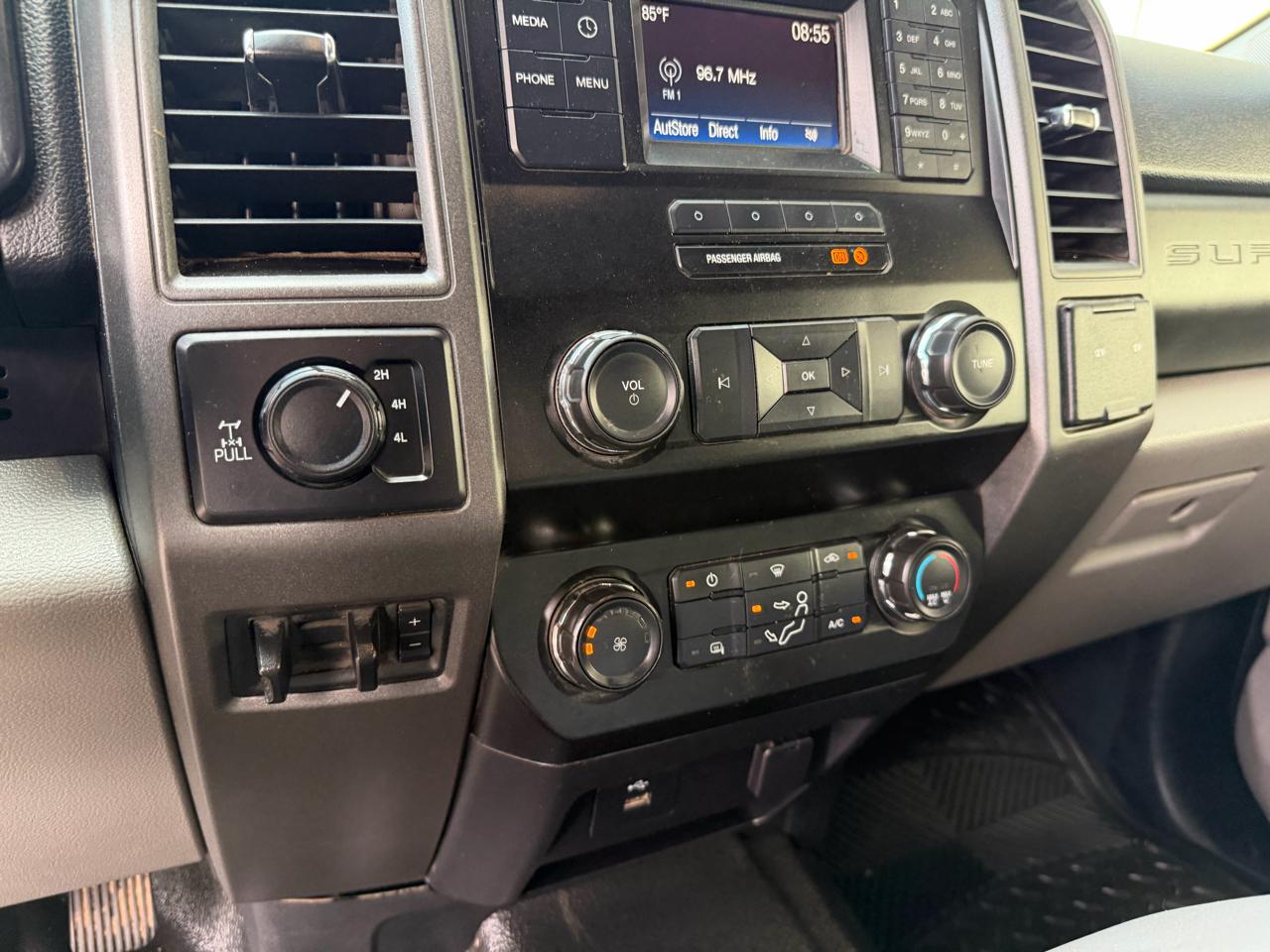 Ford F-250 SD XL Crew Cab LWB 4WD 2019