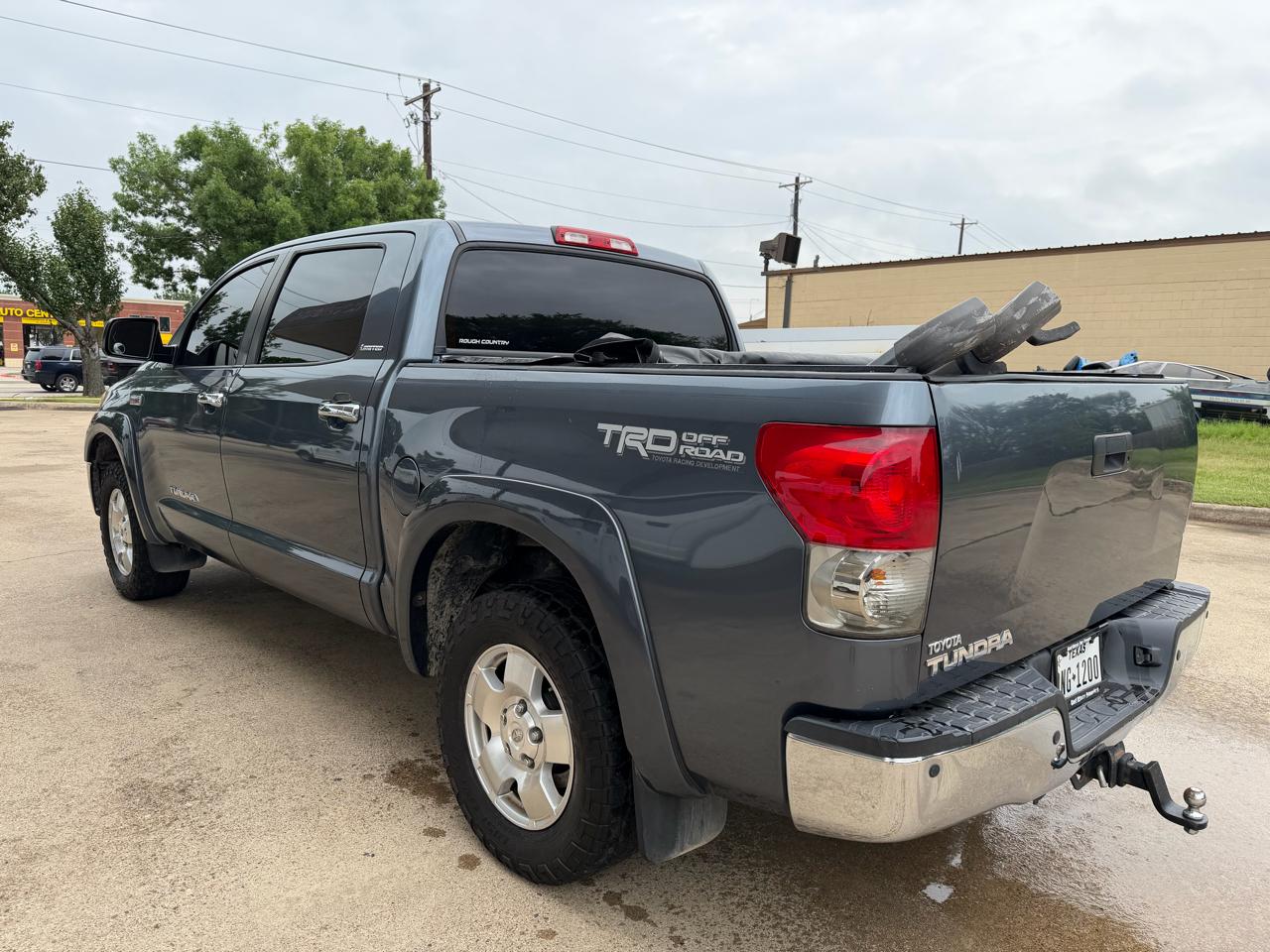 Toyota Tundra Limited CrewMax 5.7L 2WD 2008
