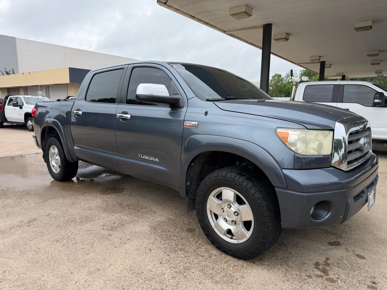 Toyota Tundra Limited CrewMax 5.7L 2WD 2008