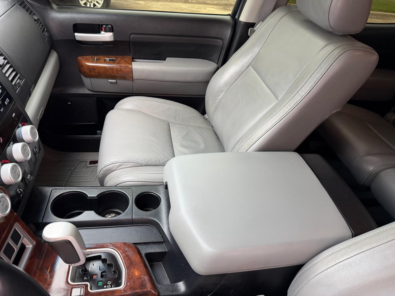 Toyota Tundra Limited CrewMax 5.7L 2WD 2008