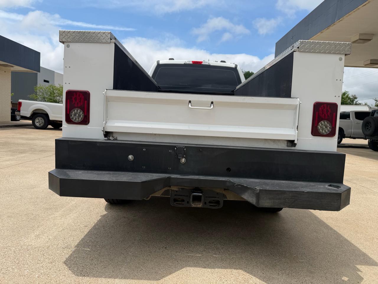 Ford F-250 SD XL Crew Cab 4WD 2023