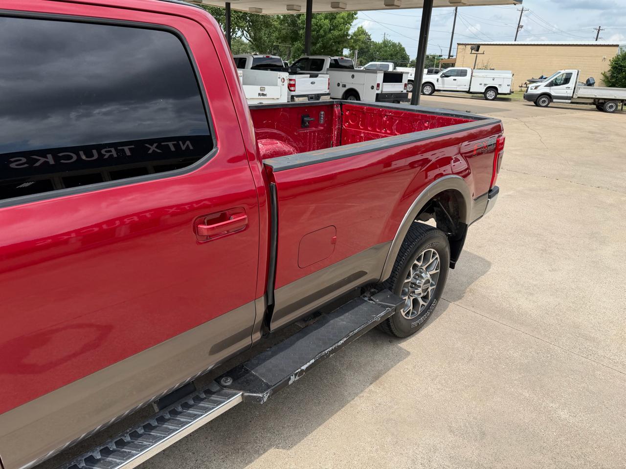 Ford F-350 SD Lariat Crew Cab Long Bed 4WD 2020