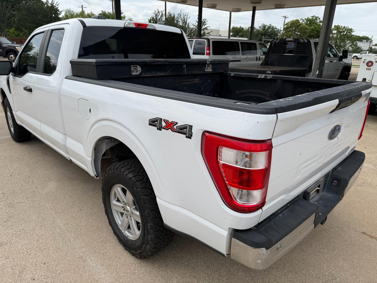 Ford F-150 XL SuperCab 8-ft. Bed 4WD 2022