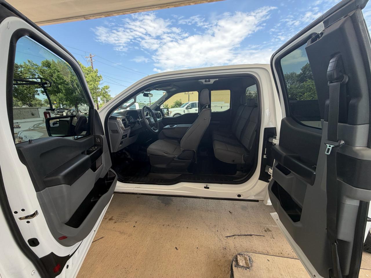 Ford F-150 XL SuperCab 8-ft. Bed 4WD 2022