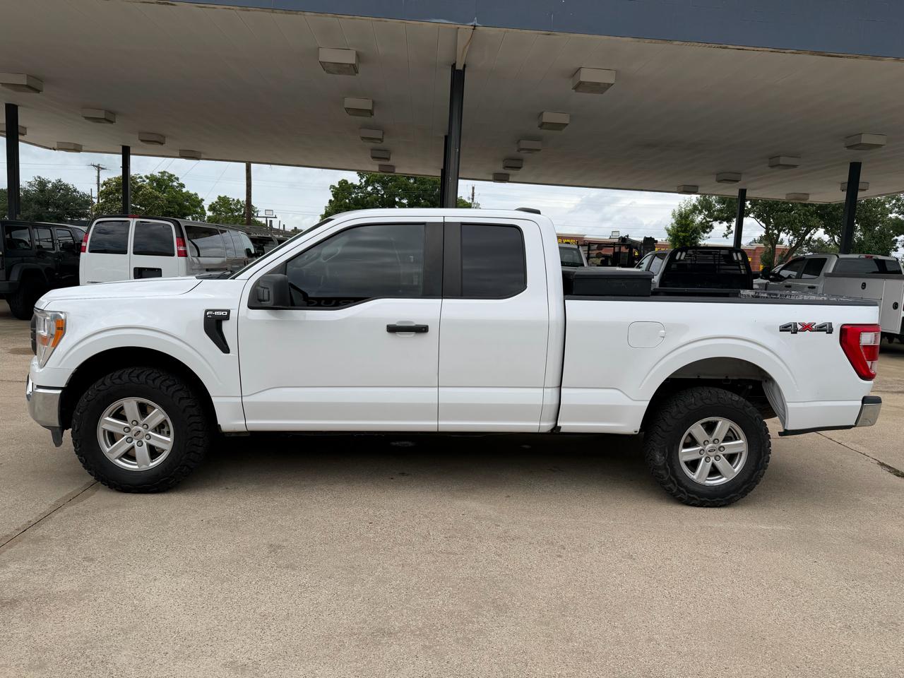 Ford F-150 XL SuperCab 6.5-ft. Bed 4WD 2022