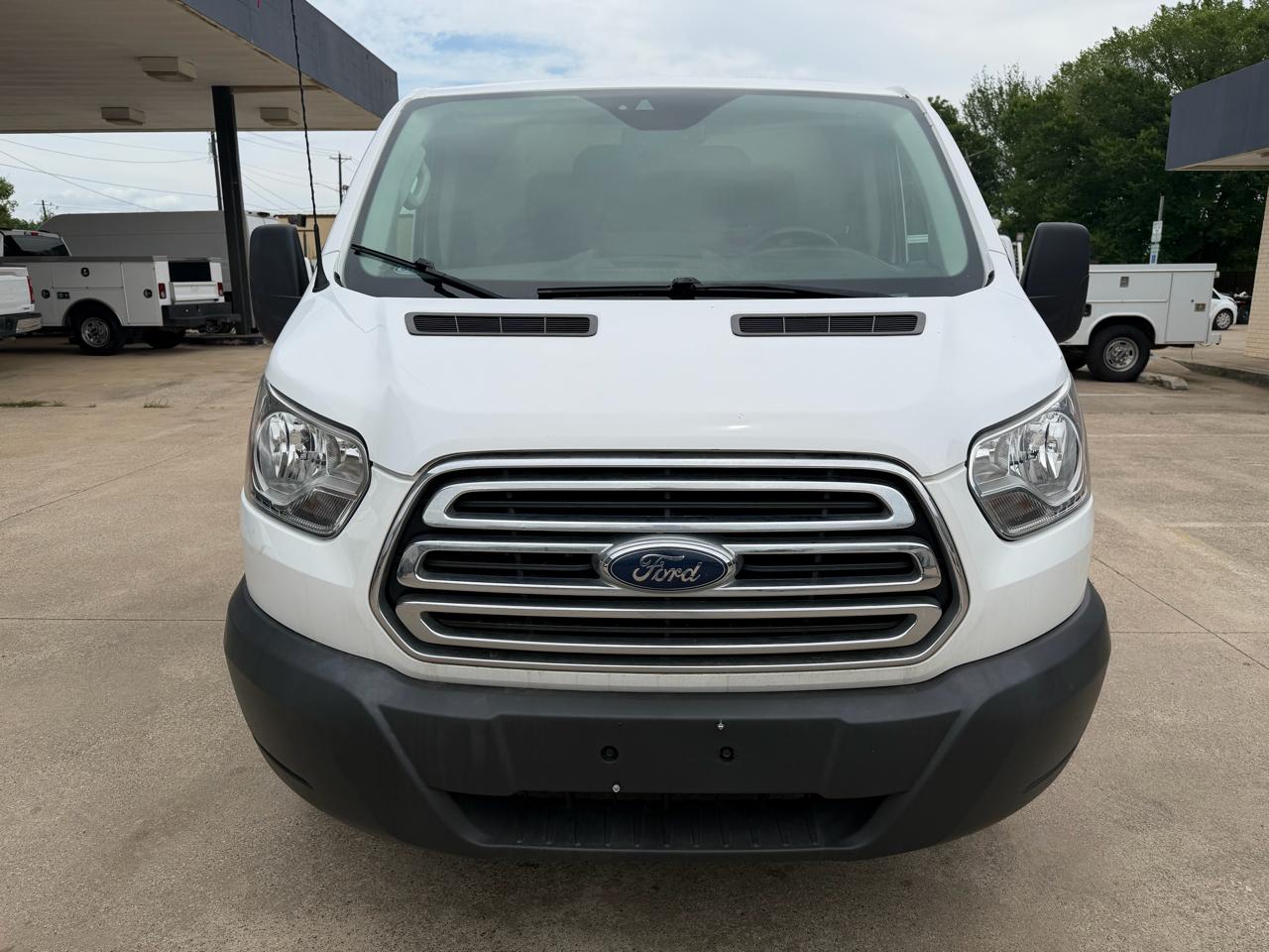 Ford Transit 250 Van Low Roof 60/40 Pass.130-in. WB 2019