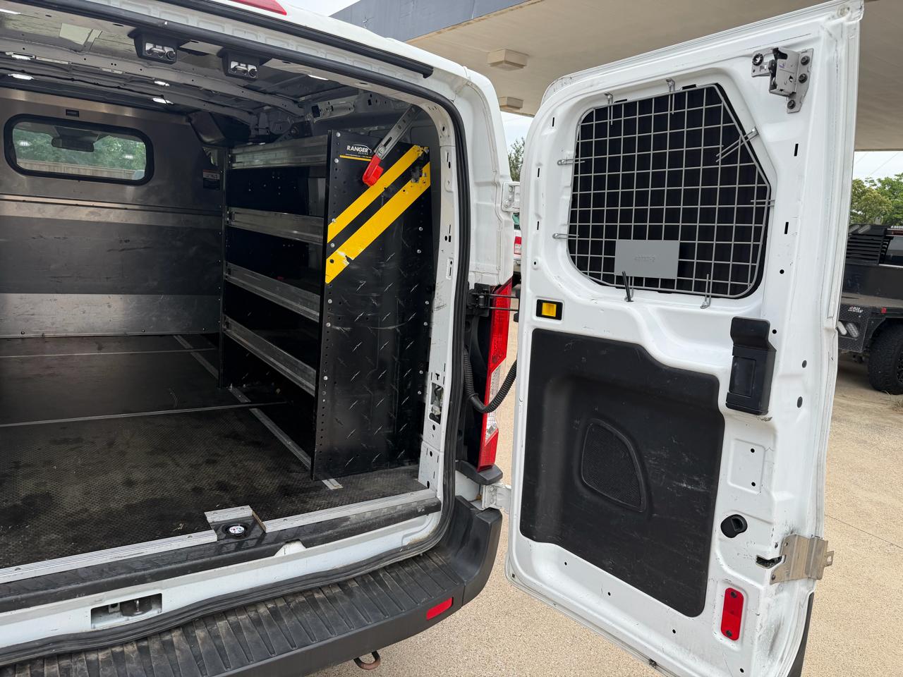 Ford Transit 250 Van Low Roof 60/40 Pass.130-in. WB 2019