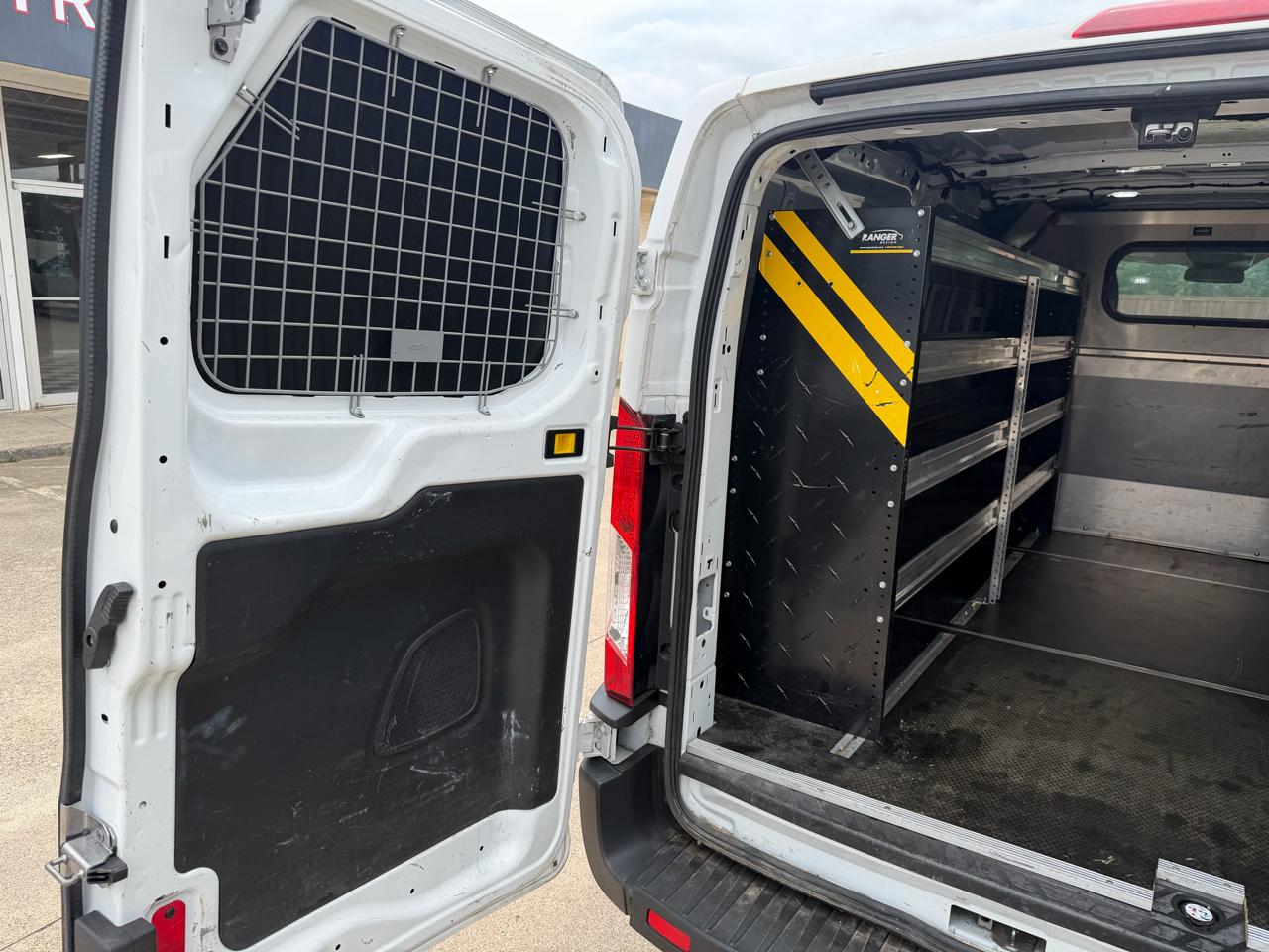 Ford Transit 250 Van Low Roof 60/40 Pass.130-in. WB 2019