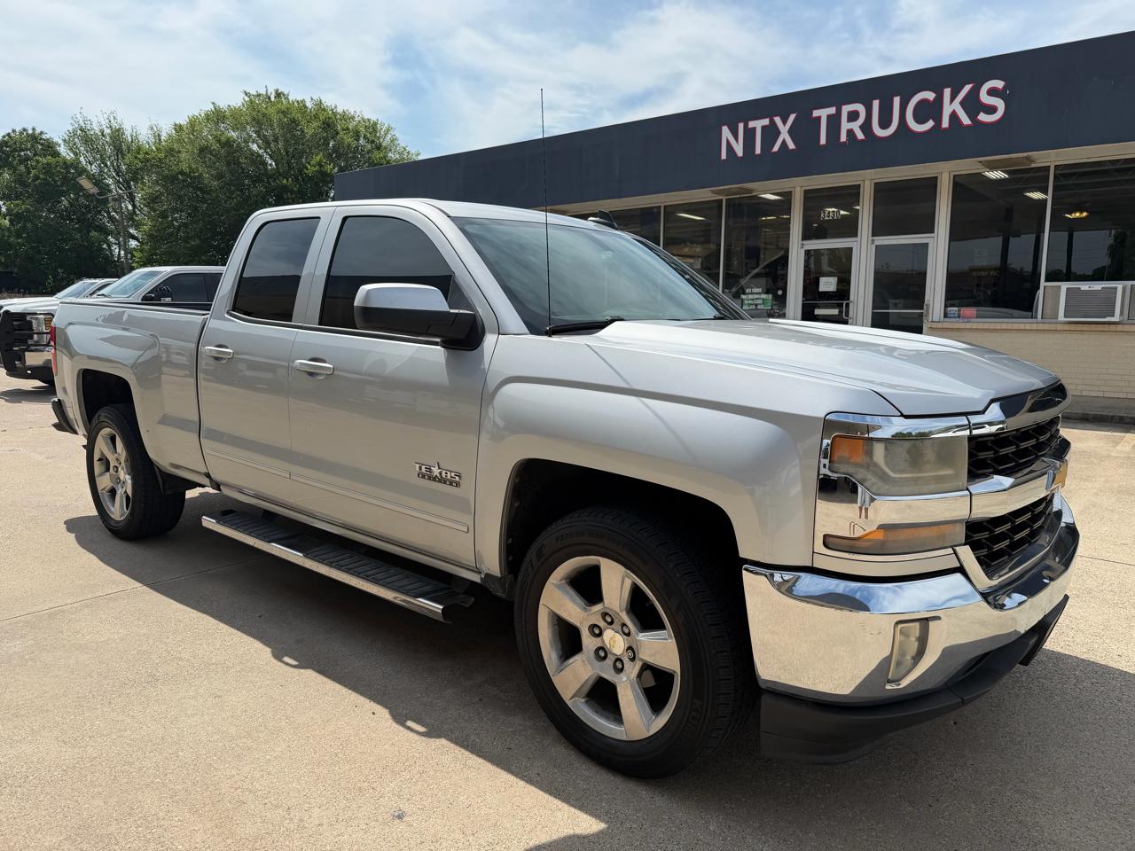 Chevrolet Silverado 1500 LT Double Cab 2WD 2016
