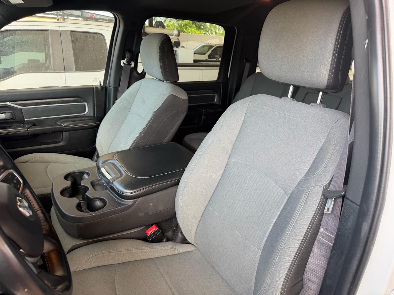 RAM 3500 Big Horn Crew Cab LWB 4WD 2024