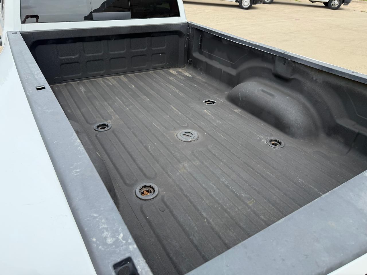 RAM 3500 Tradesman Crew Cab 4WD DRW 2022