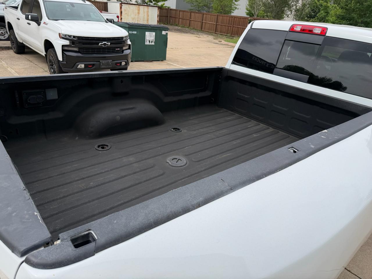 RAM 3500 Tradesman Crew Cab 4WD DRW 2022