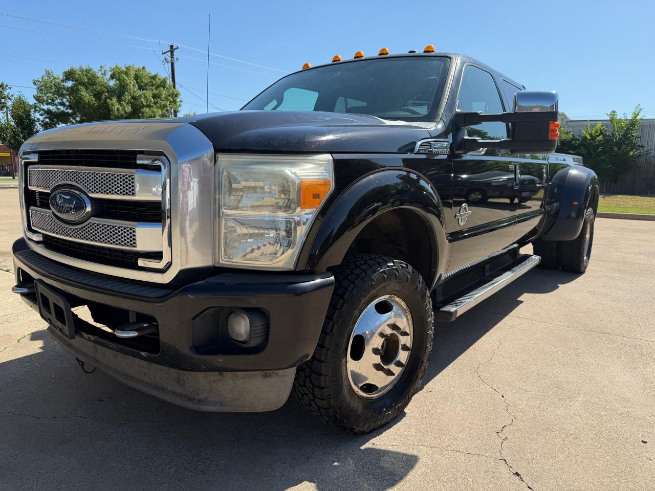 Ford F-350 SD Platinum Crew Cab Long Box 4WD DRW 2013