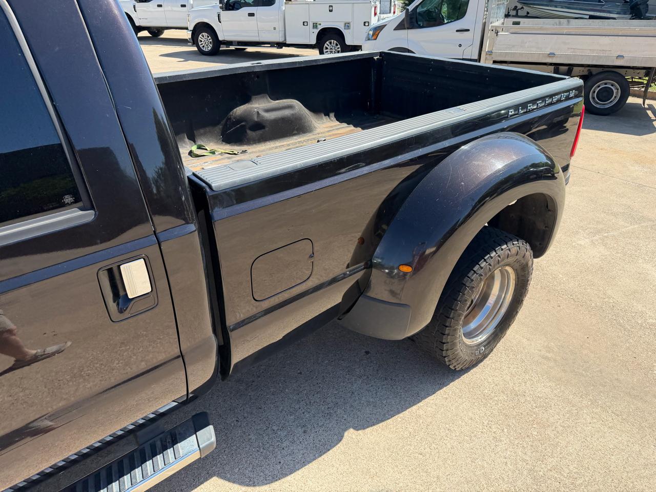 Ford F-350 SD Platinum Crew Cab Long Box 4WD DRW 2013