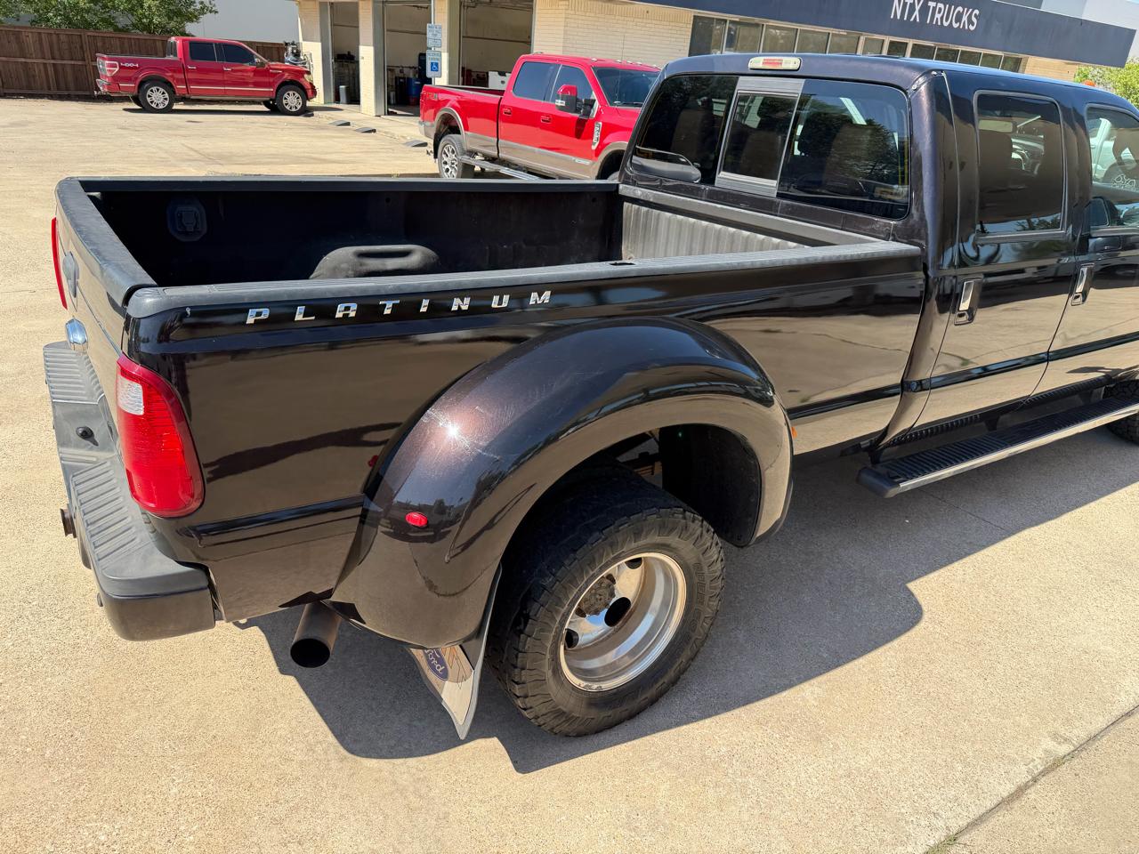 Ford F-350 SD Platinum Crew Cab Long Box 4WD DRW 2013