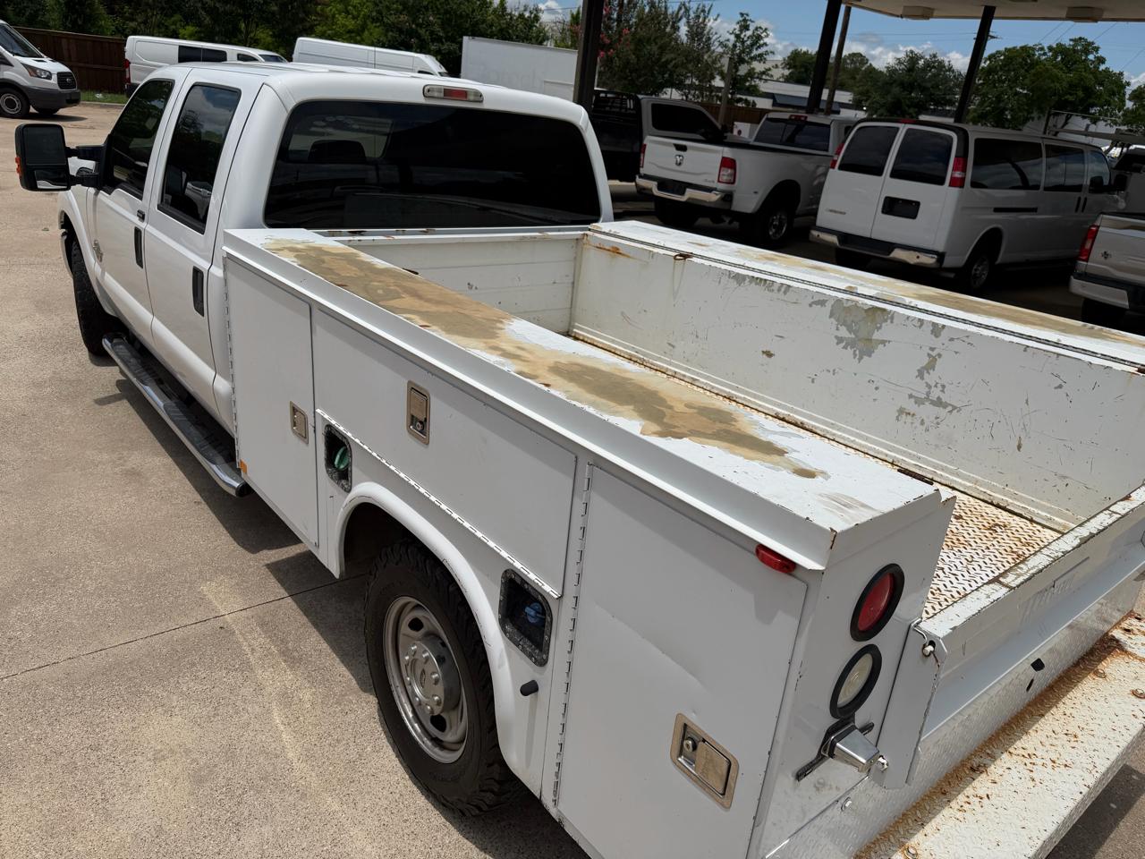 Ford F-250 SD XL Crew Cab 2WD 2014