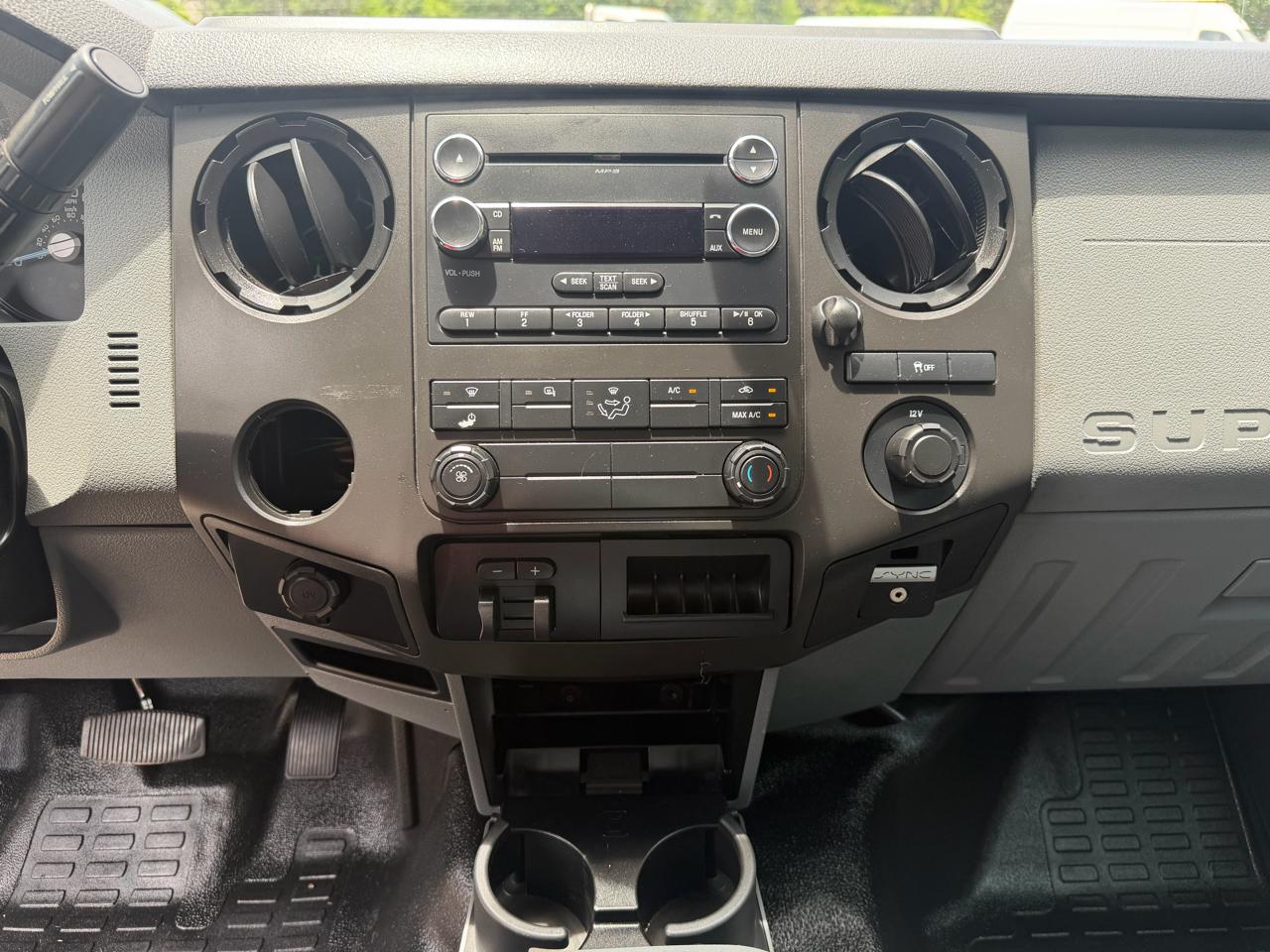 Ford F-250 SD XL Crew Cab 2WD 2014