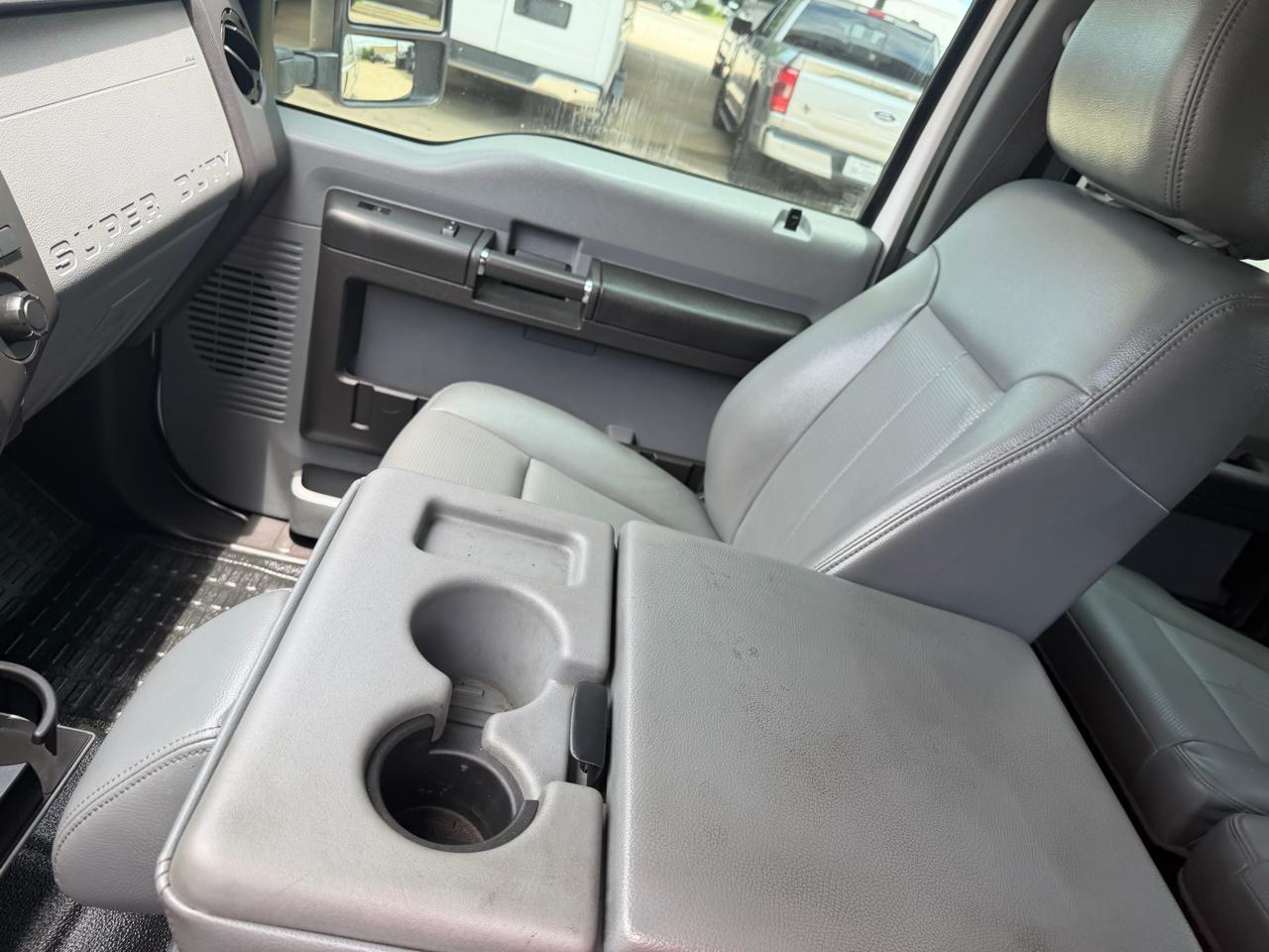 Ford F-250 SD XL Crew Cab 2WD 2014