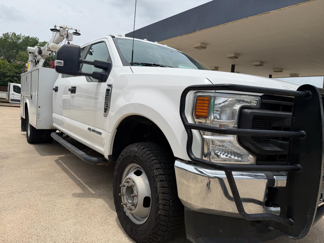 Ford F-350 SD XL Crew Cab Long Bed DRW 4WD 2022