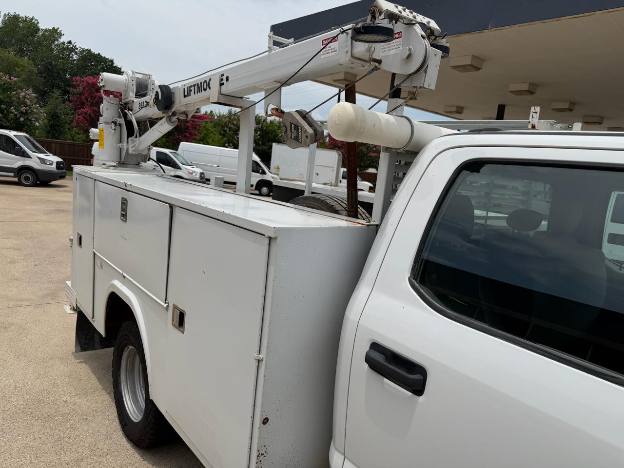 Ford F-350 SD XL Crew Cab Long Bed DRW 4WD 2022