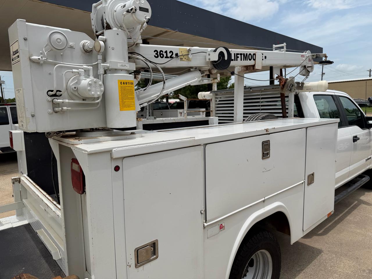 Ford F-350 SD XL Crew Cab Long Bed DRW 4WD 2022