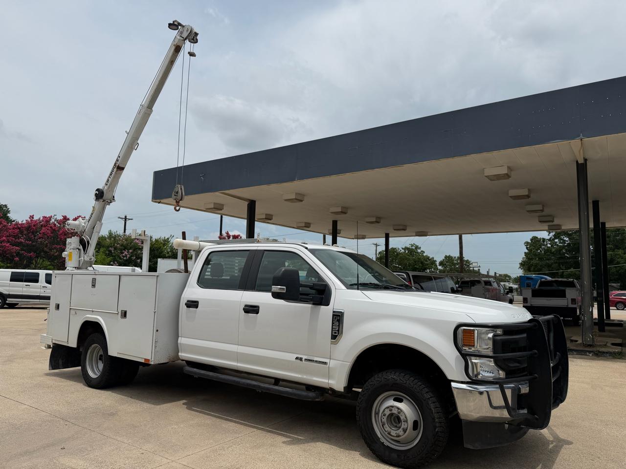 Ford F-350 SD XL Crew Cab Long Bed DRW 4WD 2022