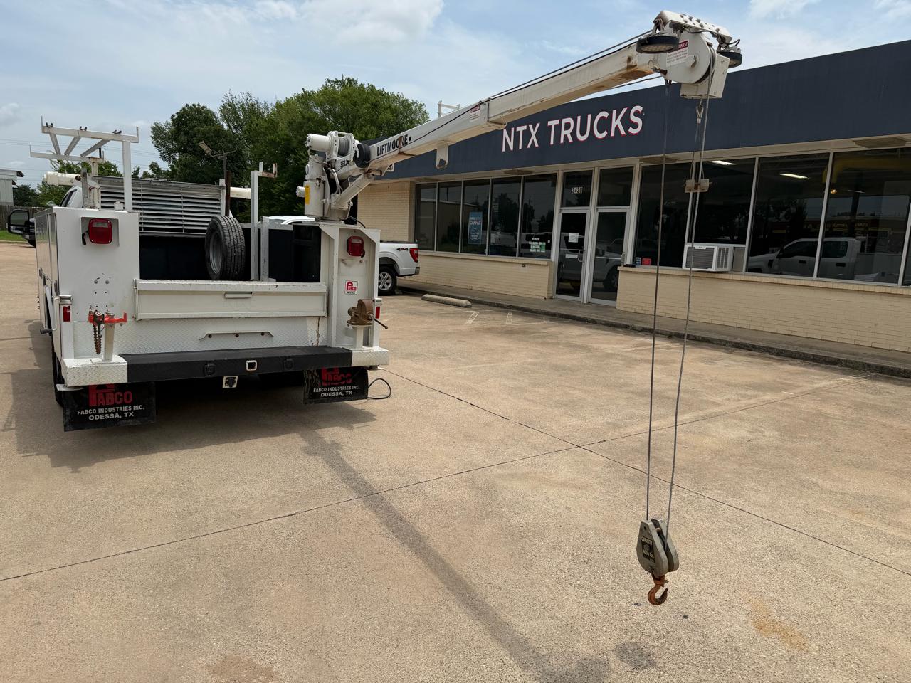 Ford F-350 SD XL Crew Cab Long Bed DRW 4WD 2022