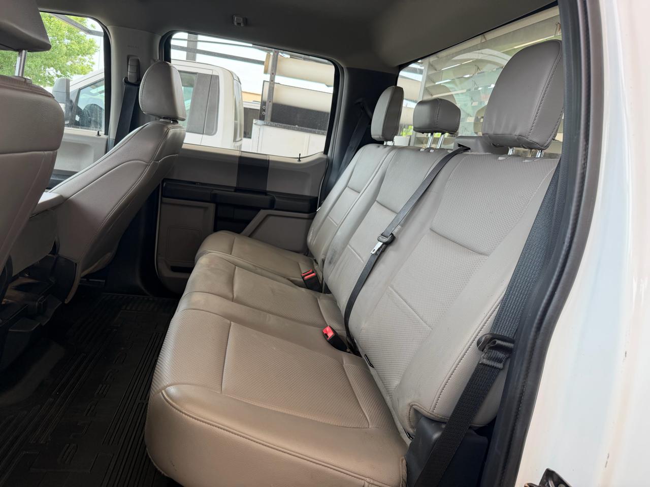 Ford F-350 SD XL Crew Cab Long Bed DRW 4WD 2022
