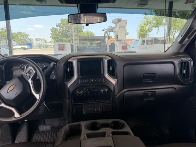 Chevrolet Silverado 2500HD Work Truck Crew Cab Short Box 4WD 2022