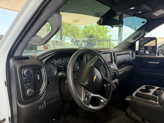 Chevrolet Silverado 2500HD Work Truck Crew Cab Short Box 4WD 2022
