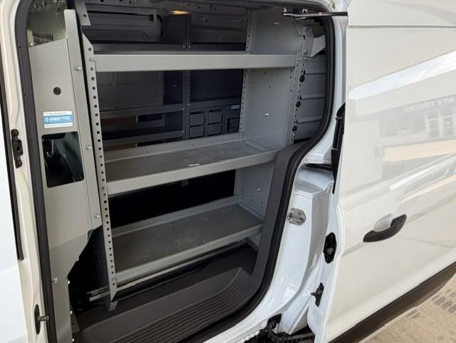 Ford Transit Connect Cargo Van XL LWB 2022