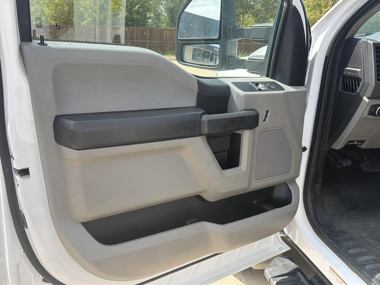 Ford F-450 SD Regular Cab DRW 2WD 2019
