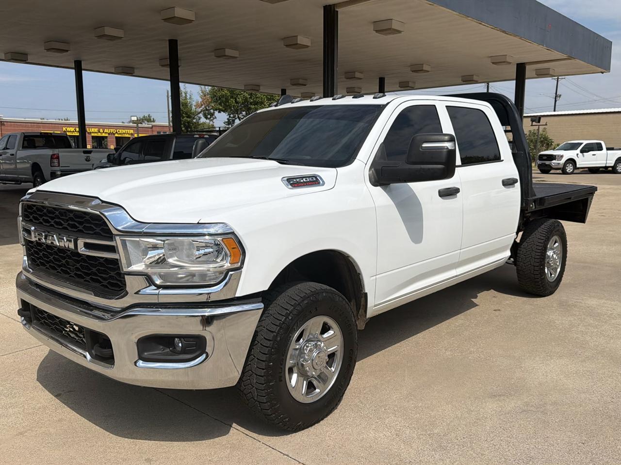 2023 RAM 2500 Tradesman Crew Cab SWB 4WD