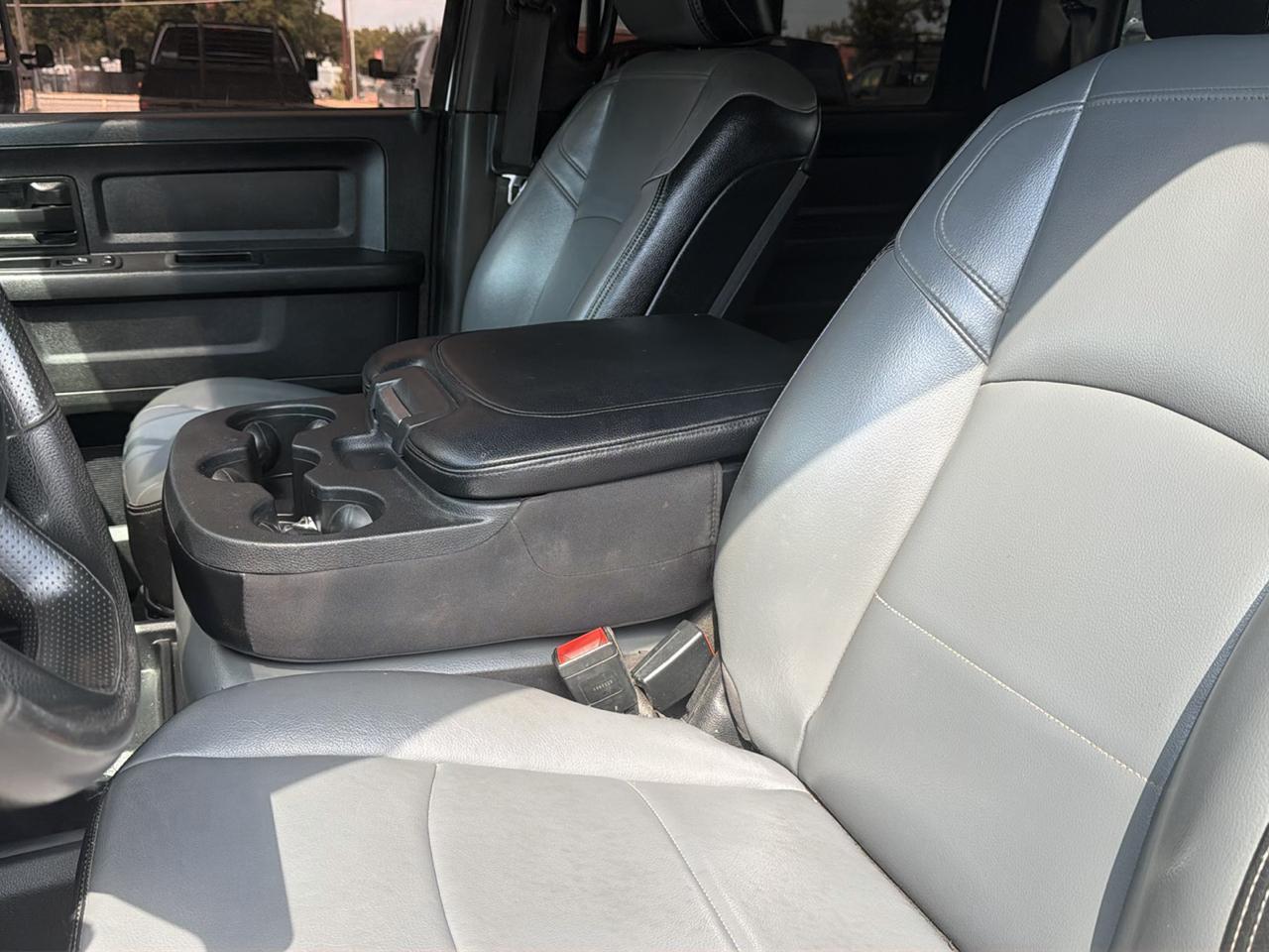 RAM 2500 Tradesman Crew Cab SWB 4WD 2023