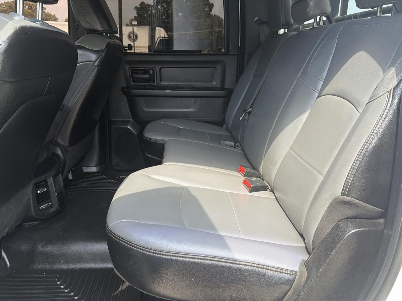 RAM 2500 Tradesman Crew Cab SWB 4WD 2023