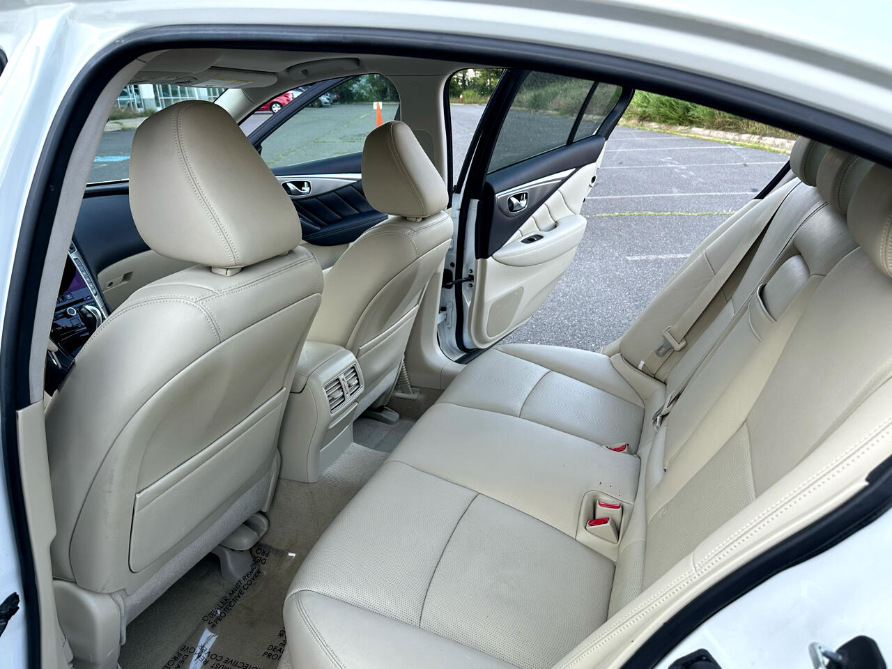 Infiniti Q50 Premium AWD 2014