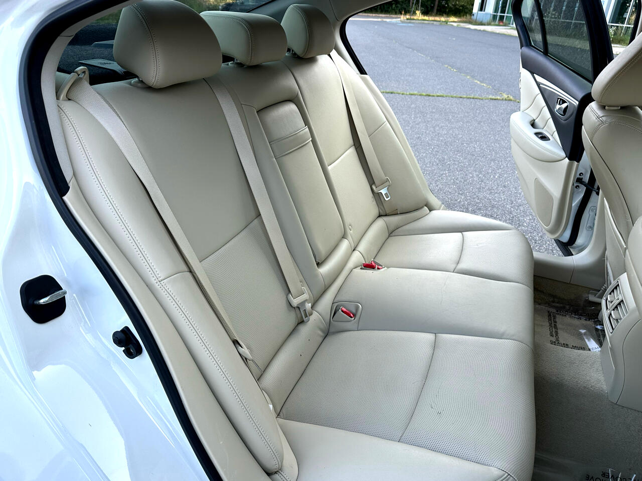 Infiniti Q50 Premium AWD 2014