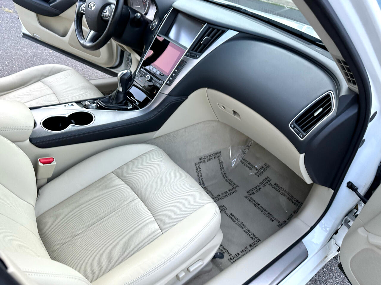 Infiniti Q50 Premium AWD 2014